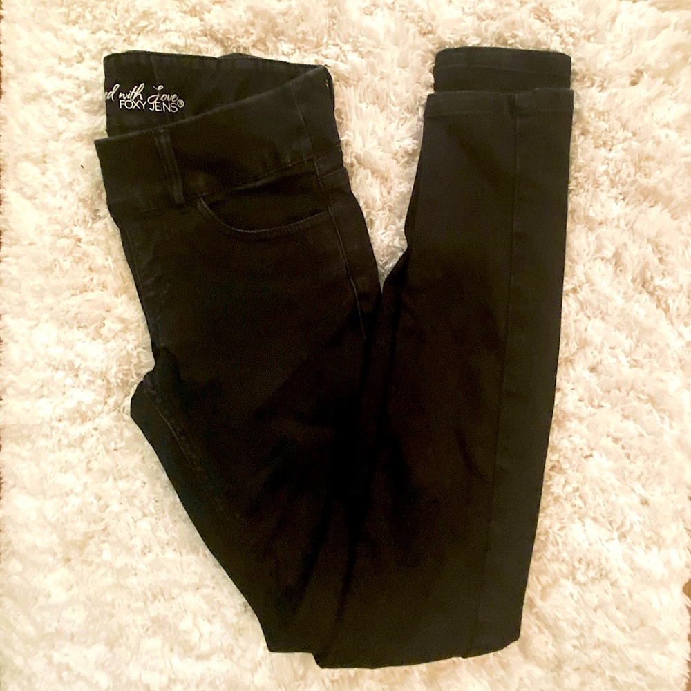 Elastic Waist Black Jeggings (SIZE 26)